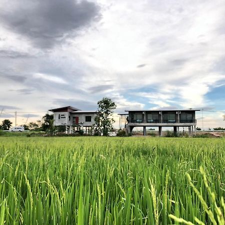 Ban Suweena Uthai Thani Luaran gambar